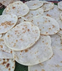 خباز او عجان بحاجه اله عمل07749790025بيه والساب فاعل خير