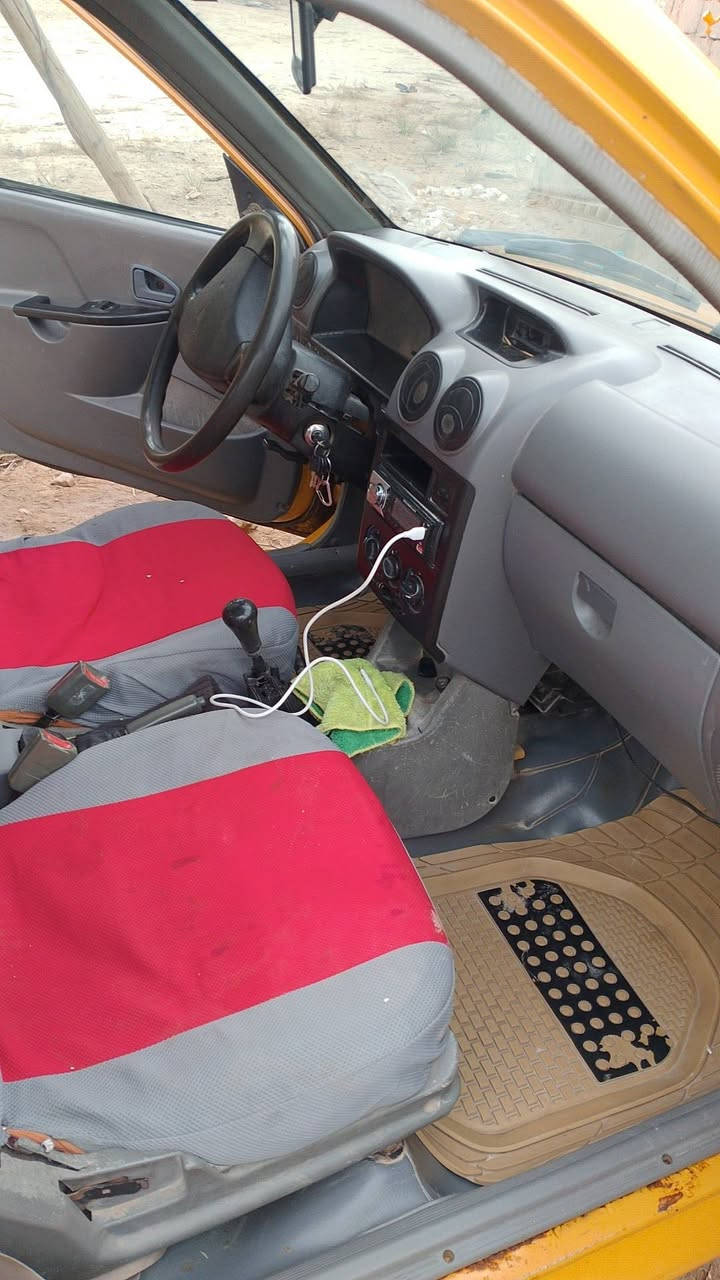 السلام عليكم سايبا البيع
السياره خير من الله كير ومكينه نضيفات
مصفره هيئه وغرامه وسنويه ال ٢٠٣١
تحويل ثاني يوم
السعر ٢٨ وبيه مجال 
الديوانيه ناحيه نفر 
***********
