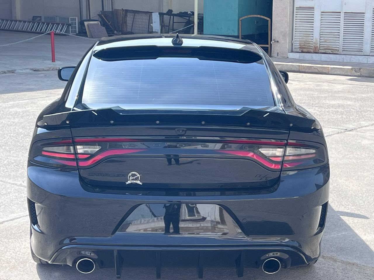 سلام عليكم
جارجر موديل 2023 
رقم دهوك 
RT هيمي 5.7
بدون داخل بدون ايرباك 
سوبر تراك باك 
اسود بلاك 
بصمه تشغيل 
تشغيل عن بعد 
بصمت ابواب 
شفتات استيرن 
كامره 
حساسات
نقط عمياء 
انظمه قياده 
حجر بيئه 
السياره ع وضع الشركه 
السياره احلى من الصور بهواي مناقصها برغي 
تبدل جاملغ امامي عكس السايق نفس اللون 
بدون اي داخل بدون ايرباك 
صبغ جاملغ خلفي من الضلع وانته نازل 
مكان السياره سامراء 
السعر🔥🔥 
*********** واتساب فقط 

‭0771 843 9309‬اتصال + واتساب 
وباقي مواصفات RT معروفه 
للبيع فقط
