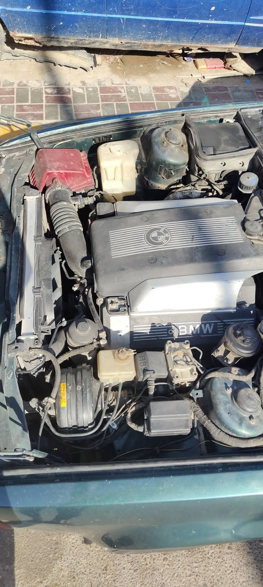 من رخصت الادمن 730 V8 كير عادي        السعر 43
1991 اصل مفتوح شديتلها مكينه 30 V8 كير عادي ♥️
كير ومكينه مكفولات ♥️
كهربائيات كلها شغاله ♥️
ادامه بانزين ونار♥️
بدون حادث فقط صبغ جماليه ♥️
جام السياره كله جديد♥️ 
منضومت تبريد جديد تبريد ثلج قطعتين🥶♥️
ويل شعاء مع تخم تاير جديد ♥️
لايت زنون + اصفر نهار ♥️
يده كير شورشفت ♥️
سستم سماعات + اتويترات +مسجل سوني♥️
عربانه خلفيه جديده +الاماميه مفقصها روس ارواط فقط♥️
رقم اربيل عندي وكاله عامه ثاني يوم اداورلك ماعليها♥️ غرامات ♥️
نقوصاتها دعاميه اماميه والاسلايت طكت السجه مالته جبت واحد جديد تاخذه وياها ♥️ 
مكاني كربلاء الحر ***********.  ***********♥️
بيع فقط♥️ السعر 43
