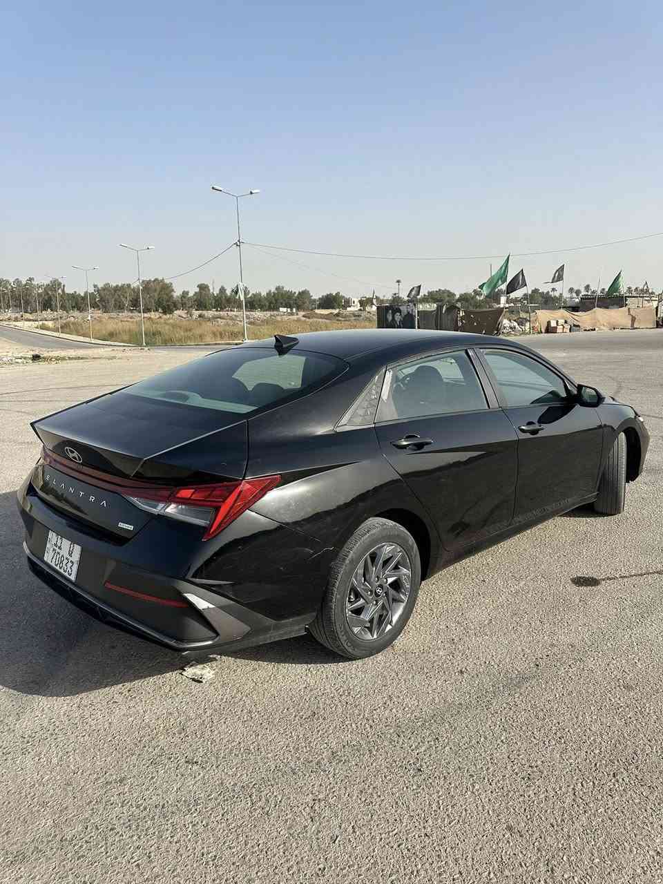 سلام عليكم 
هونداي النترا هايبرد موديل 24 وارد امريكي ماشية 27 حادث امريكا باب خلفي صبغ و جاملغ خلفي صبغ و طلع بيها رش صبغ من امريكا جاي بيها اربع قطع
السيارة بدون دواخل  
السعر 143$ 
العنوان بابل المسيب 
***********
