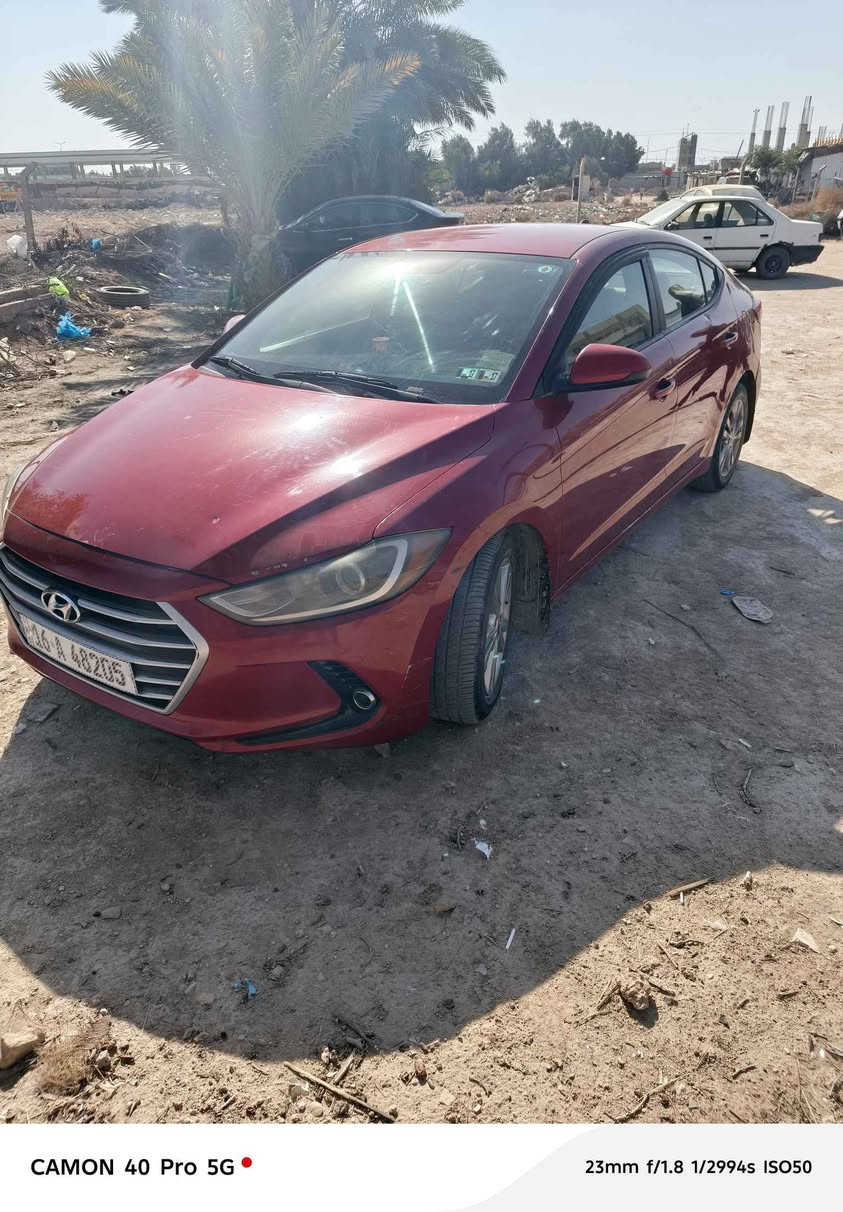 النترا امريكي ماروني
دواخل بيجي
مكينة ٢٠٠٠ دوش
رقم إنكليزي بأسمي 
موديل ٢٠١٧
السيارة جاهزة من كلشي
كير مكينة حدادية 
تبريد تدفئة كلة شغال
حادثها الداير مال التاير الورة
وباب خلفي عكس السايق 
السيارة بعد احلى من للصور
مكان السيارة النجف
السيارة ١١٥ وبيها مجال ان شاء الله
*********** Singapore
