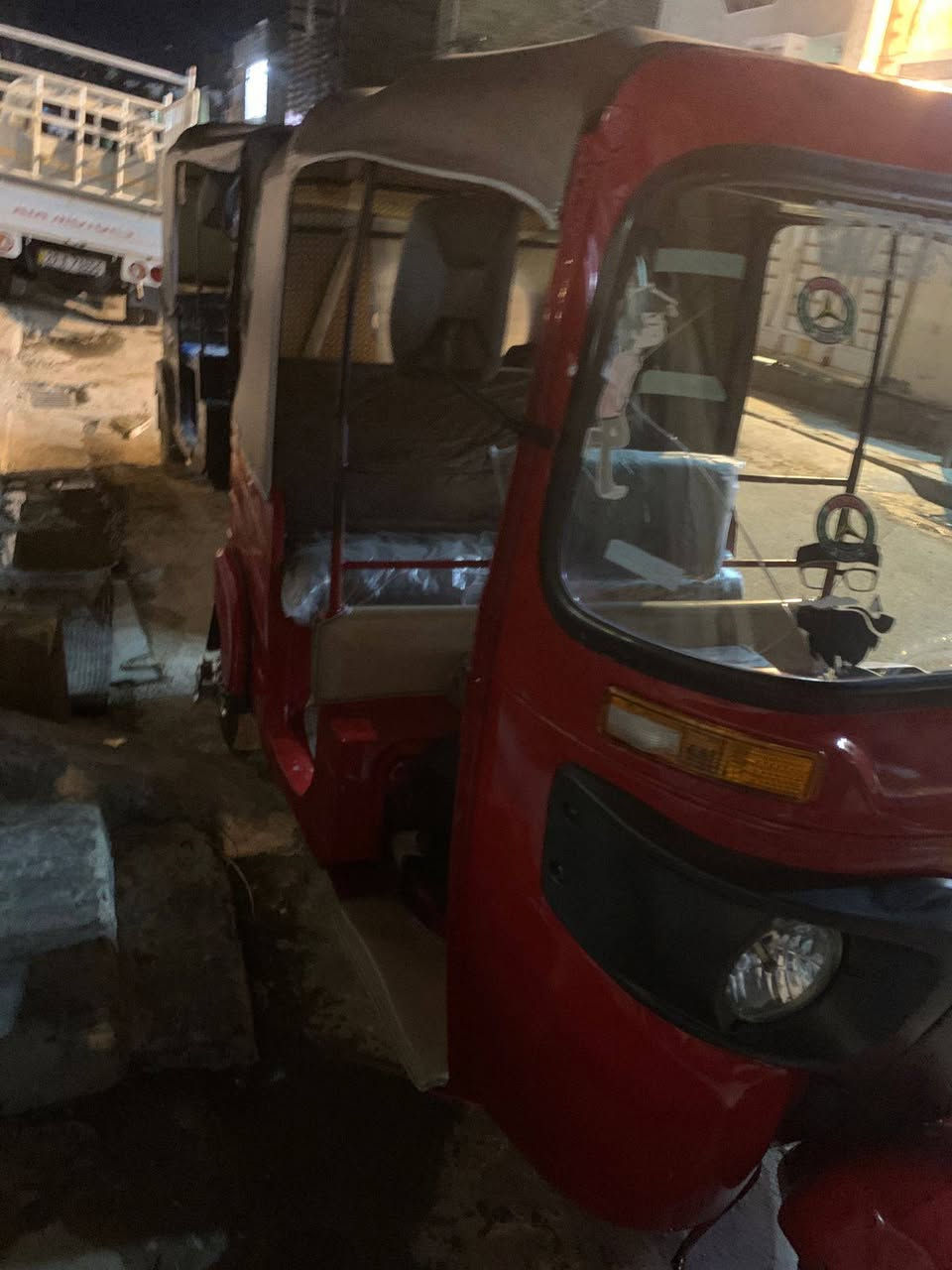 سلام عليكم تكتك موديل 2017 شهر 5 معمره تعمير عام صبغ جماليه خير مكينه بل جيس تخم تاير سعره 45000 بيه مجال أوراق شرط تحويل ***********  البياع معالف
