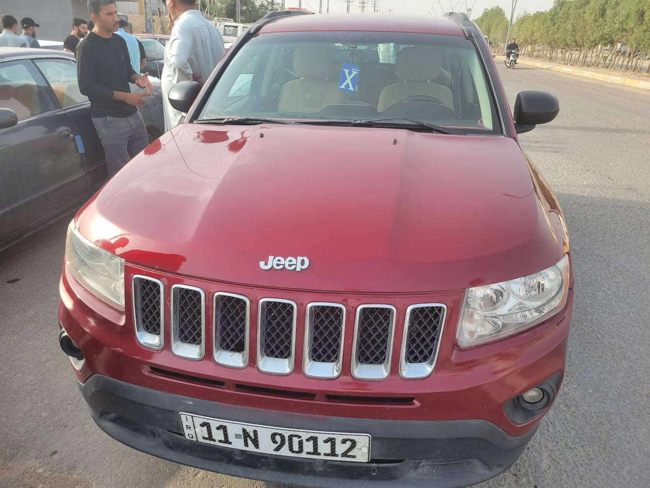 جيب كومبارس موديل 2016 مكينه 2400 حادثها خفيف رقم بغداد الجديد بأسمي تحويل ثاني يوم السعر 115 وبيها مجال بسيط  مكاني البصره الهوير 
***********
