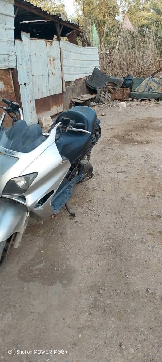 لللبيع 250 شغالة تاخذه. لتسالني شبيهة ابيع كوم حديد شغالة كفرات كاملة ما مشدودة بمكاني لحسينية شارع القاضي مستعجل علا بيعتهة خاص مفتوح


**إذا كنت صاحب هذا الإعلان وتريد حذفه لأي سبب، رجاءا أرسل رسالة إلى الدعم الفني**