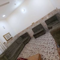 اغراض بيت • كنب • حله ورديه خارج