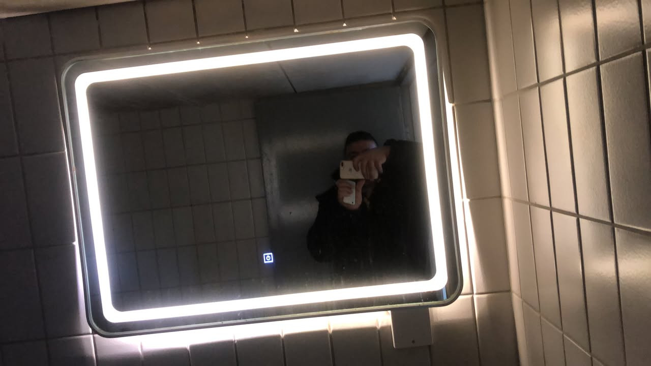 عندي كاونتر + مغسله + سخان للبيع هذا رقمي ***********
