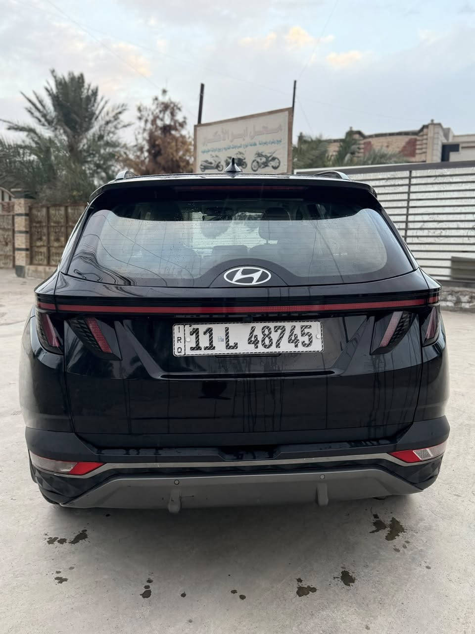 السلام عليكم
هونداي توكسان للبيع 
موديل 2022
فول للاخير 
مكينه 2500 
5 كامرات تتقدم وترجع بل ريمونت 
3 مودات قيادة 
تخم تاير 
رقم بغداد انكليزي 
ماشية 75 الف 
خزن ميموري 
تدفئ تبريد كشنات 
تدفئ كشن خلفي
تشغيل عن بعد 
تدفئة تبريد بل كشنات ستيرن تدفئة
سيارة فول فول الاخير بيها بعد هواي مواصفات رادار
مكان سيارة بغداد بلديات 
***********
