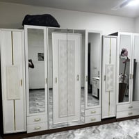 غرفه نوم 8قطع الغرفه جديده للستفسار الاتصال على الرقم  07763880801