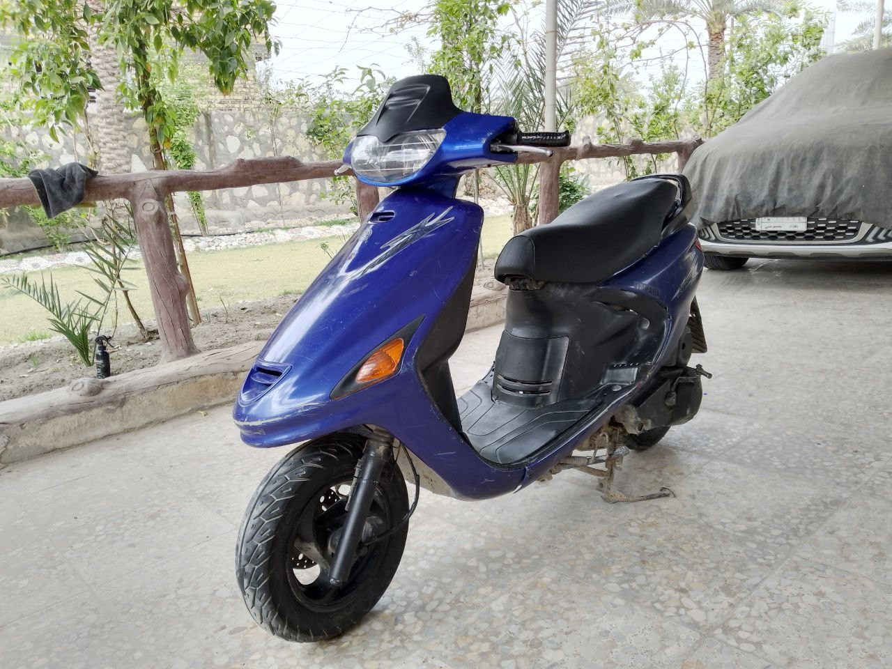 السلام عليكم 
فراشه فحل دسك
دراجه كله بلاديه وجديده كفراته نضاف 
دراجه مال جناي 
نكره سلف هندر لايتات كلشي بيه شغال
مكينه بلاد خرسه لاتبخر لاتنضح 
السعر325وبيه مجال حك الجيه
مكاني حله ابو غرق
***********
