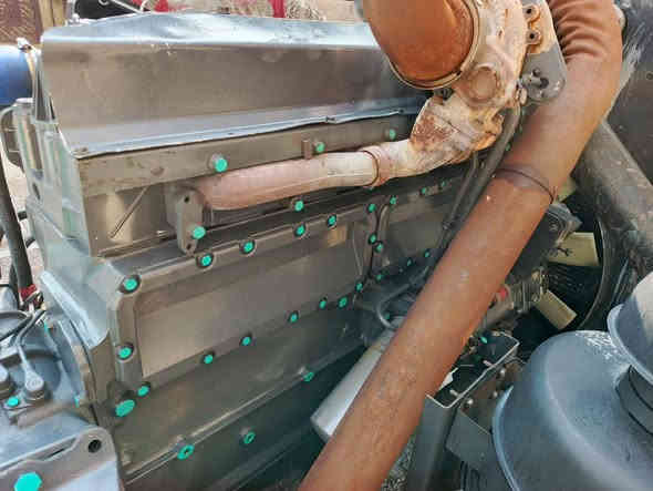 موالد سكانية نظيفه كلش 250كيفي مع تانكي 2000لتر العنوان بغداد الجديدة الرقم ***********
