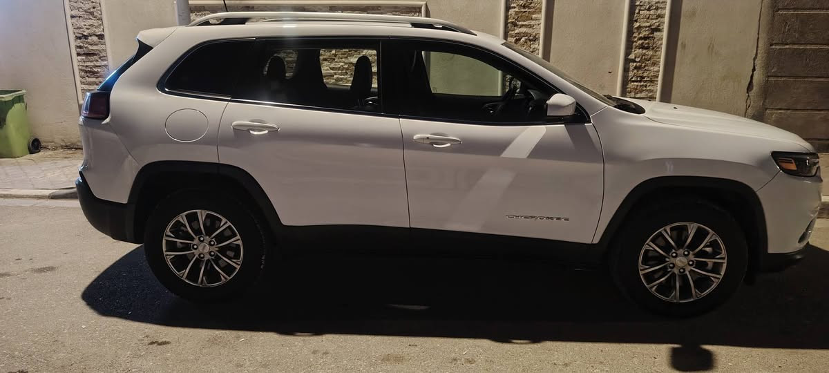 جيب بزون ٢١ غرق رقم بصره بسمي البدي كفاله السعر ١٥٥ وبيه مجال مكان البصره الزبير
***********
