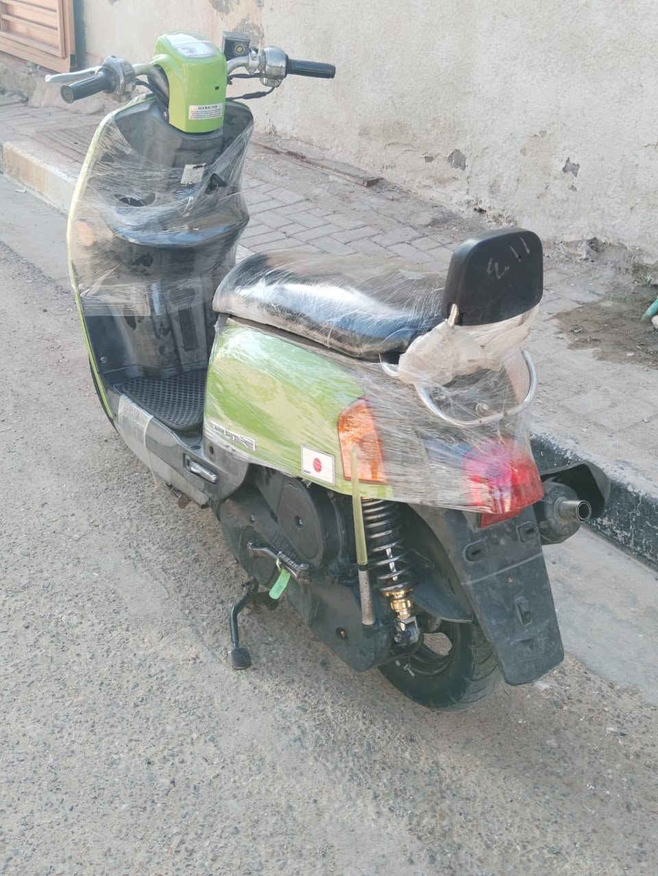 سلام عليكم بوليسي مبوشه55 سعر 700بيه مجال +كفرات تجاريه واتساب*********** المكان بصره داوديه
