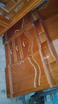 غرفة • مستخدمة سنة • بها أضرار