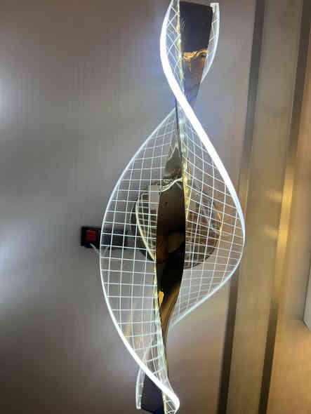 براكيت ثريا جداري ثلاث حركات السعر 17000 التوصيل 5000 الكميات مجانا للحجز والاستفسار الاتصال على الارقام التالية ***********
***********
