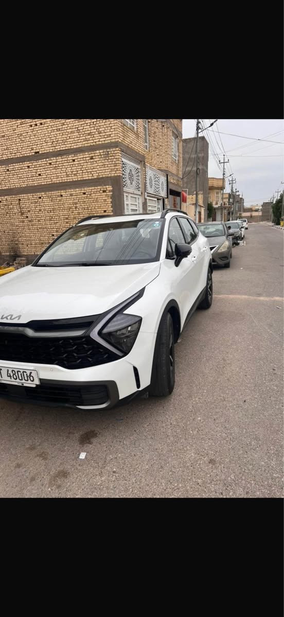 سلام عليكم سبورتج مديل ٢٥ هايبرد فول مواصفات 
رقم بغداد مطلوبه للمصرف ((كفيل ومغترض)))
سياره كفاله عامه راعيه كلش خوش نسان شرط لوكاله
راعيه سكن ناصريه مكان سياره بصره سعره ١٨٥ 
ستفسار *********** البصرة, العراق
