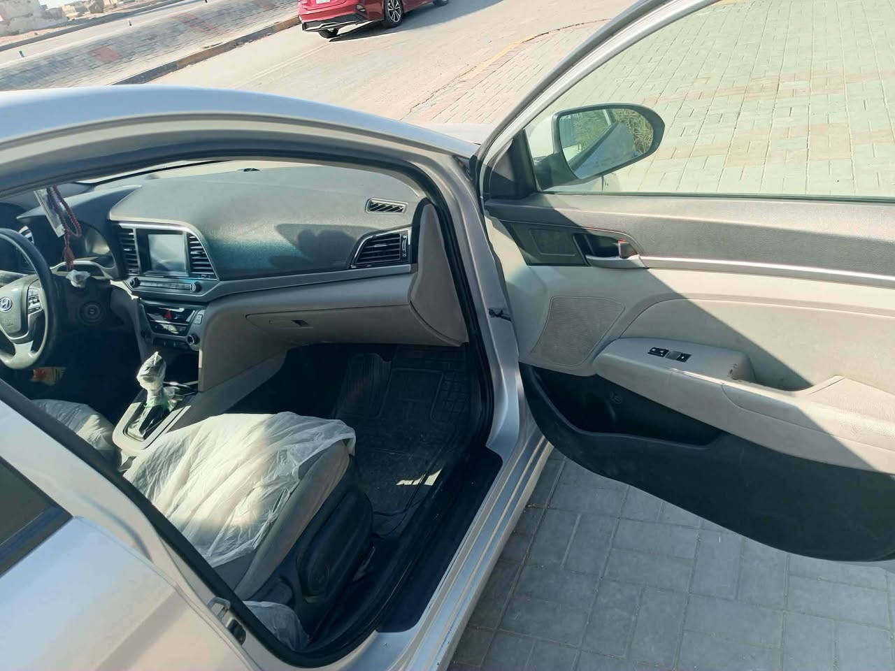 هونداي النترا موديل  2018 وارد امريكي تحويل مباشر مكينة كير تبريد كله شغال  السعر 115 وبيهة مجال تفاصيل اكثر ***********
المكان الرميثه
