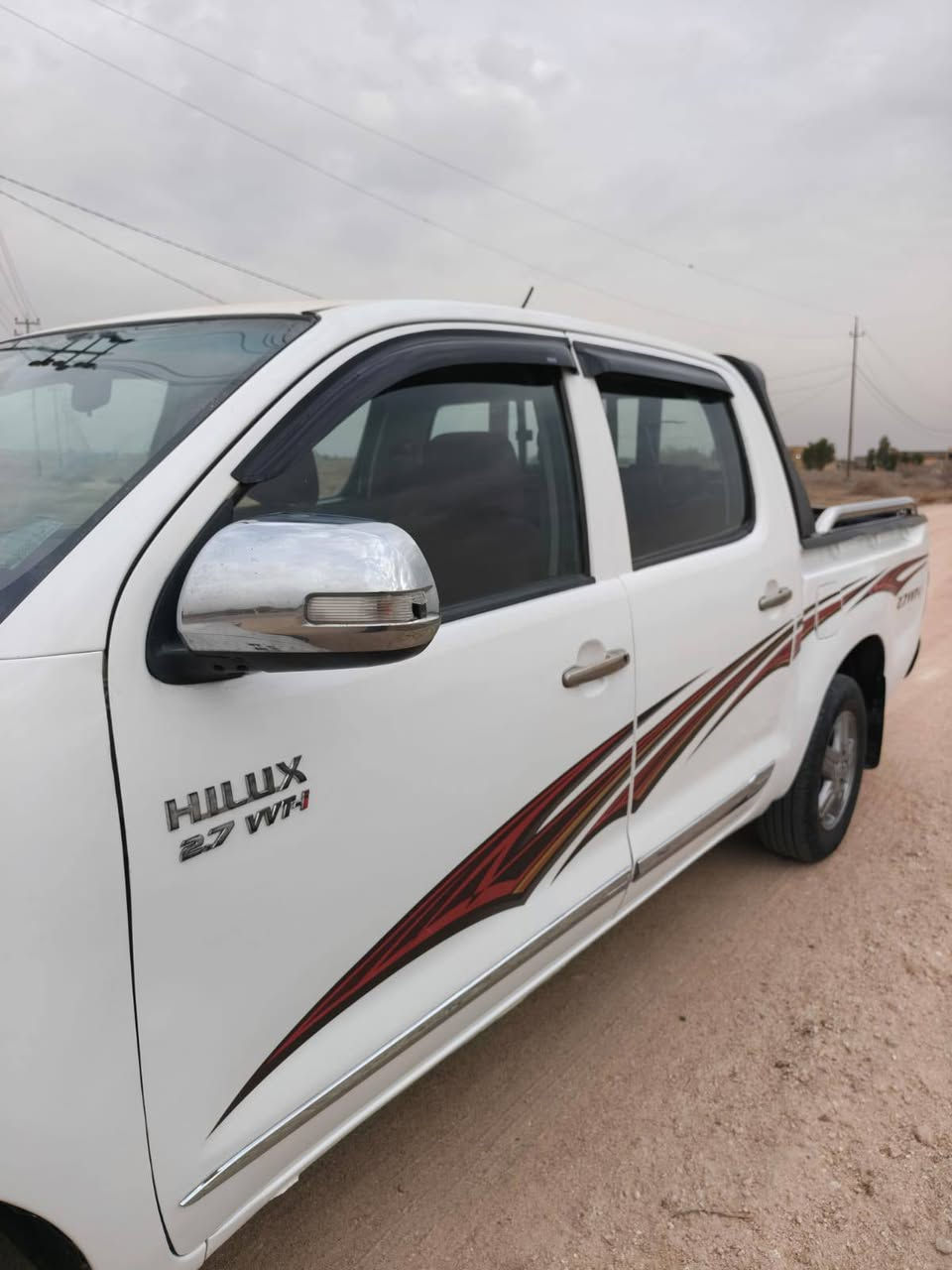 الســلام عليـكم بكم هايلكـس موديل 2014 مكـفـوله كفـاله 
كير وتماتيك محرك وكير وكسن وشاصي مكفول تبريد ثلج حداديه جديده تخم تيرات جداد رقم بصرا مشروع وطني سنويه مجداده مداور ثاني يوم سـعر 192البـيع مسـتعجل 
*********** مكان ناصريه قرب الزيرج
