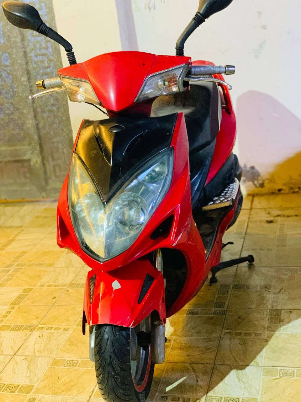 كامكو رايسنك محرك 150cc
شلعه ومعدل ونعومه طلقه 
السعر/ 500 
حله مركز المدينة 
***********
