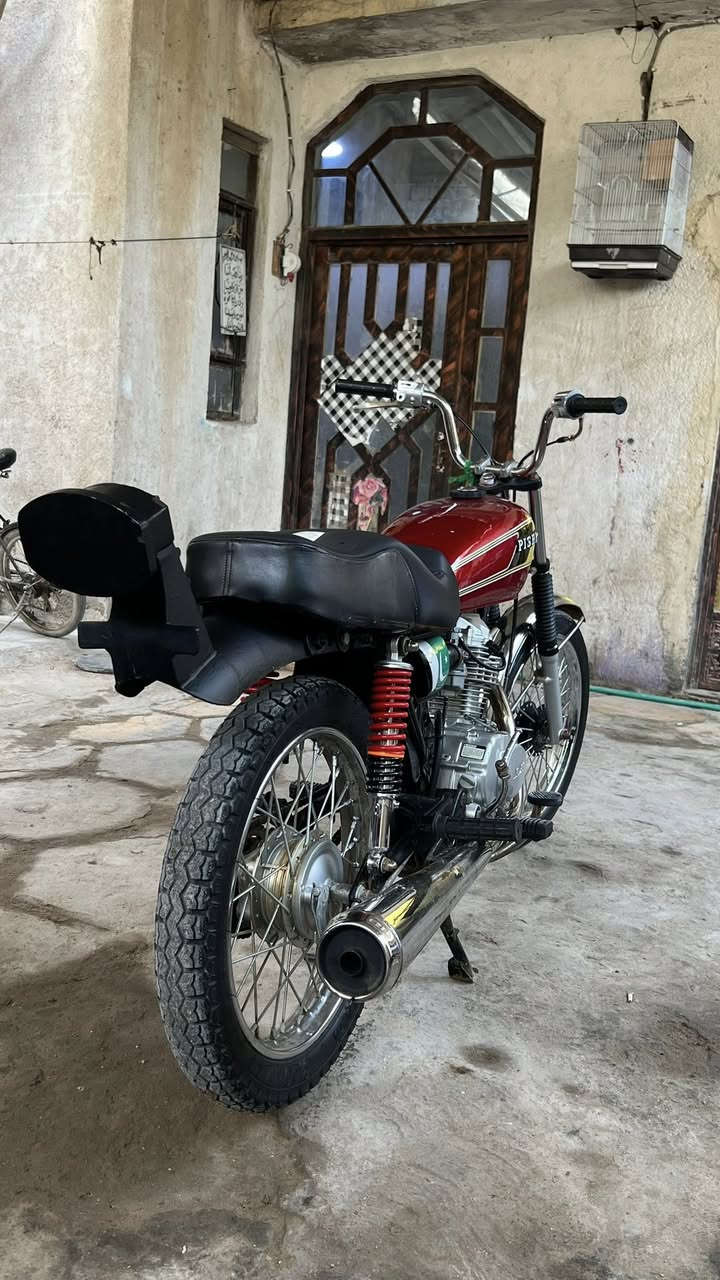 دراجه نامه للبيع تعمير ٢٠٢٤ الدراجه جديده 
السعر ٧٠٠ 
مكان ابو الخصيب 
الهاتف ***********
