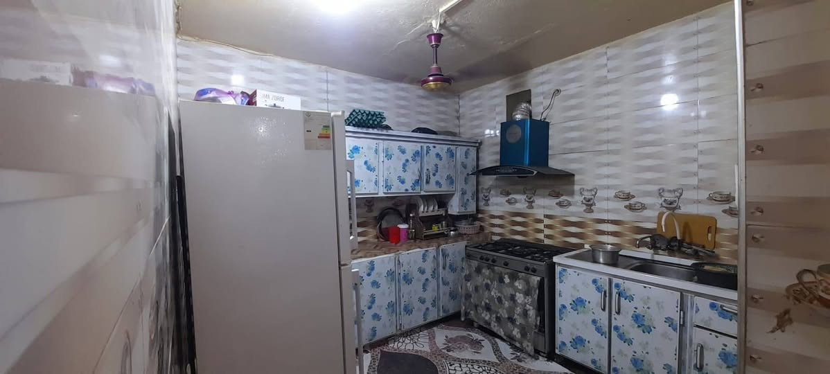 السلام عليكم
بيت للبيع  طابو صرف المساحه ٧٥ متر  يحتوي على غرف عدد ٢  وبراني وصاله ومطبخ وصحيات  وسطح  العنوان 
الديوانية الجلبية خلف عمارات الهياكل مباشرة للاستفسار او السعر  الاتصال على الرقم

***********
