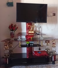 طاولات • نضيفات • للبيع