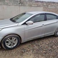 سونتا مضلع موديل ٢٠١٢ صبغ جاملغ شرط كاربون وتحويل كير ومحرك شرط للاستف...