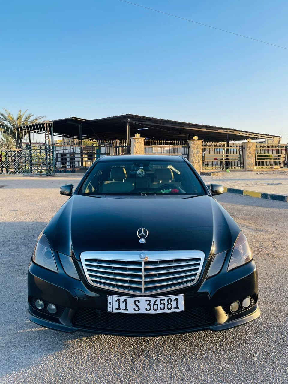السلام عليكم 
مارسيدس موديل ٢٠١٠ وارد امريكي قطعتين بس جاملغ وبنيد ماشيه ٦٧ الف رقم بغداد دولي حجم ٣٥٠ 
سعرها ١٨٠ ورقه وترهم مراوس بسيارة أحدث منها 
مكانها النجف الاشرف 
***********

