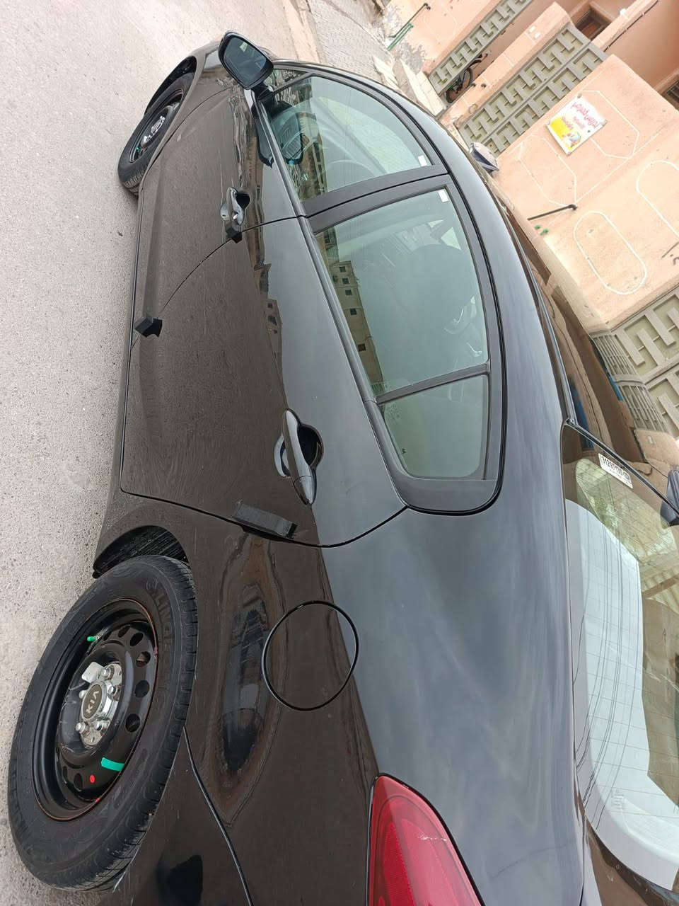 السلام عليكم ورحمة الله وبركاته 
فورتي موديل 2017 كير المرغوب at مكينة 2000 دوش ماشية 96 قابل للزيادة حادثها جاملغ وبنيد فقط بشرط بدون دواخل خلاص وبدون ايرباك ايضآ بأسمي سنوية للغاية 2030 هزة جديدة السعر 115 وبيها مجال للطيبين مكاني بغداد الحسينية قرب المرور 
للاستفسار اكثر الاتصال ☎️ ***********
