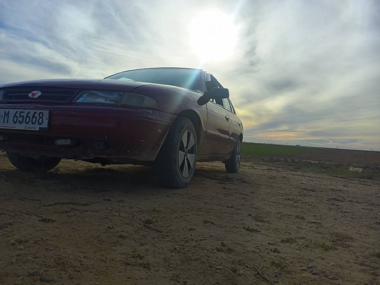 كيا سيفية 93 كير ومحرك تخم تاير
رقم دولي مشروع وطني سيارة خير من الله مال جناي وين مايعجبك 
تشغل وتمشي  سياره بسمي  سعر 35🥰***********
مكان سامراء
