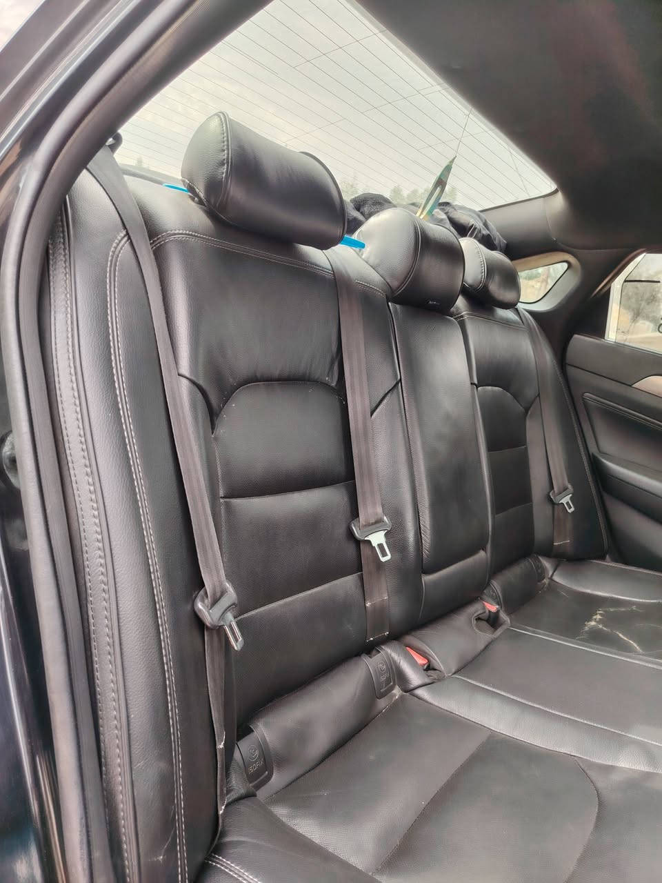 سلام عليكم سوناتا مديل 15شكل 17مكينه وكير كفاله سيارة فول مواصفات بصمه بنو رامه كشنات جلد تدفهه تبريد قطعتين سيارة بسمي  ما متوازي عل مداور ***********
