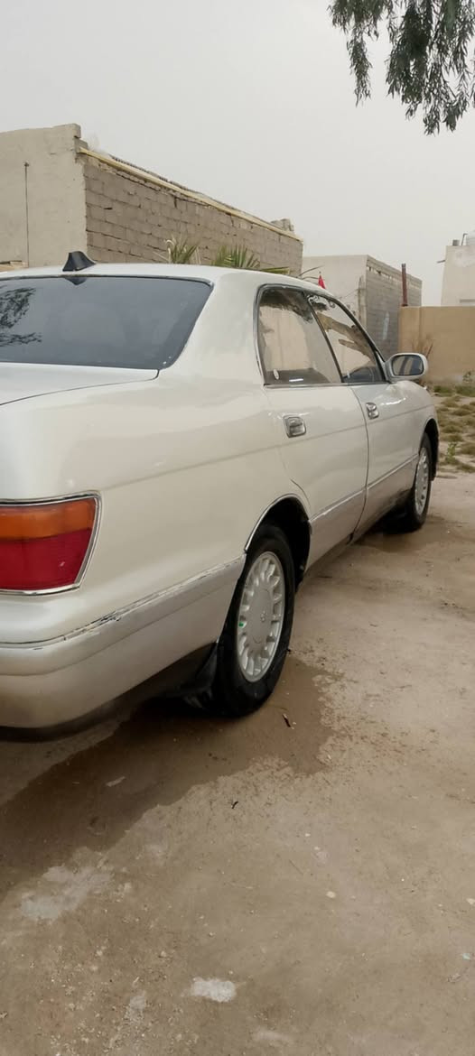 للبيع بطه 93منفصل رقم بغداد دولي 
سياره جاهزة مكينه كير حداديه تخم تأير جدد 
مكفولة من الضربه والنقل والكص سياره جديده أو جاهزة 
السعر 53 أو بيه مجال قليل 
للاستفسار ‏‪***********‬‏ مكان طريق كربلاء نجف عمود 250
