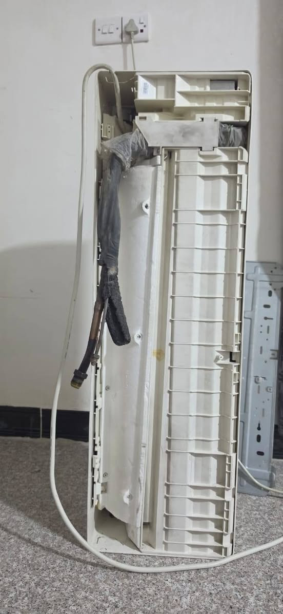 السلام عليكم 
سبلت توسوت 2 طن كمبريسر غاز R22 للبيع
القطعة الداخلية بيها فطر بالحوض ملحوم موضح بالصور
السبلت يشتغل بدلته بواحد انفيرتر تحكم 
السعر 200 الف دينار 
مكاني بغداد الاعظمية - توصيل ماعندي
اي استفسار تفضل خاص


**إذا كنت صاحب هذا الإعلان وتريد حذفه لأي سبب، رجاءا أرسل رسالة إلى الدعم الفني**