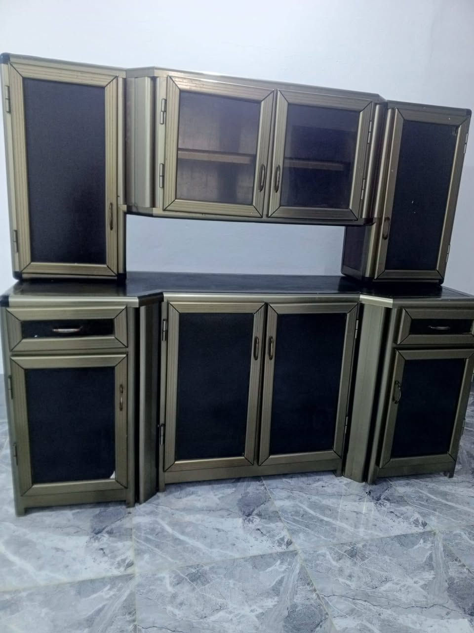 كاونترات للبيع موجود ستبدال كاونترات الاستفسار على واتساب اتصال***********
