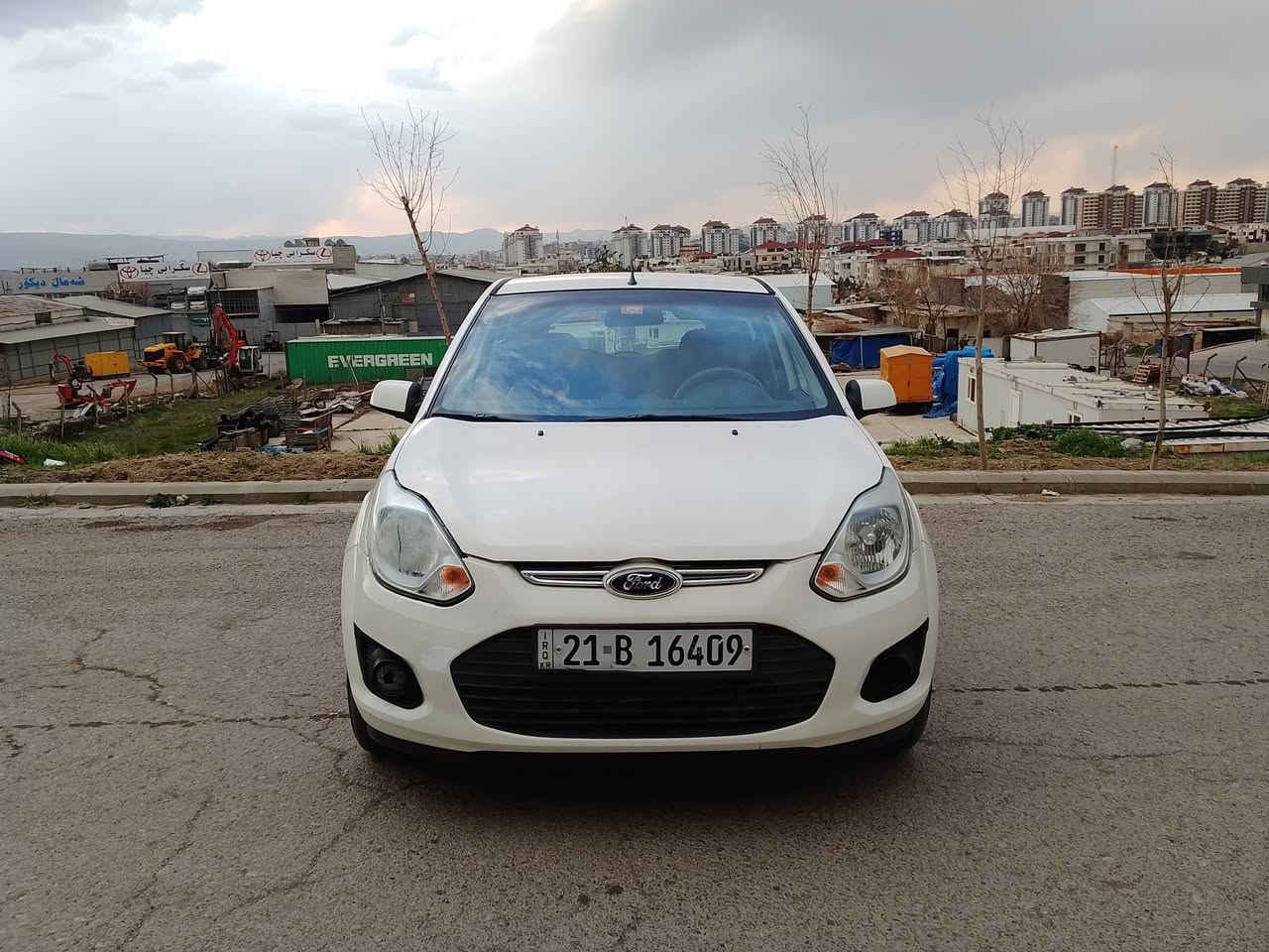 .                               بِسْمِ اللهِ الرَّحْمَنِ الرَّحِيْم
فۆرد فیگۆ : مۆدێل2014
شەریکەی نیڤا
گێڕ ئۆتۆماتیک ، تەبرید ، سەنەوی و ژینگەو ڕێگاوبان تازەیە دووپارچەو پەڵەیەک بۆیاخە بێ ناوگرتن گێڕو مەکینەو تەبریدو بەناوکردن و غرامە هەمووی بە شەرتت

سعر75گەڵاو کەمێک معامەلە
شوێن⁄سلێمانی
ژمارەی تەلەفون***********

***********
