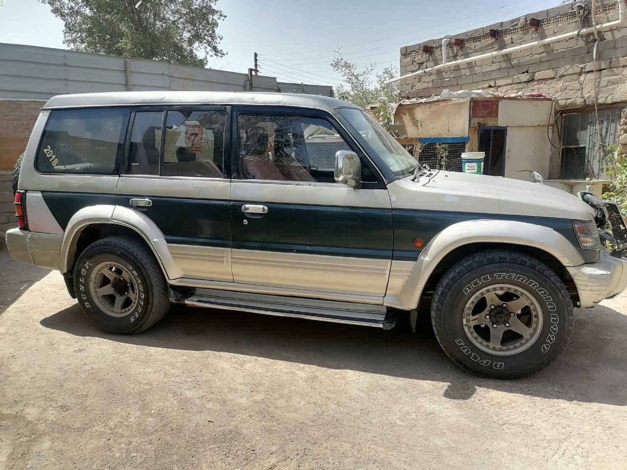 السلام عليكم باجيروللبيع موديل ١٩٩٢رقم انكليزي سنوية لغاية تلاثين سيارة بئسمي كير ومحرك بلاد السعر ٤٣ بيع أومراوس  مكان السيارة البصرة رقم الهاتف *********** المدينة, البصرة
