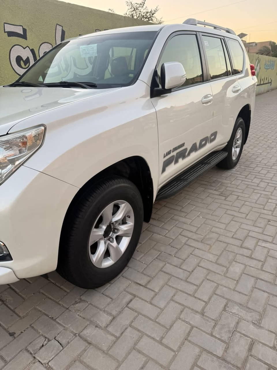 اللهم صل على محمد وال محمد
السلام عليكم
للبيع تويوتا برادو2013 كويتي اصلي شركة الساير T.X.I مكينة 6 سلندر مكفولة كفالة عامة من الصبغ والضربة والبارد والتبديل والفتح كفالة  من كل شي كير ومكينة السيارة جاهزة من كل النواحي بعدها بوضع الوكالة فوول مواصفات
تشغيل بصمة
سلايد روڤ
كشنات جلد
تحكم ستيرن
مري شفط
ثلاجة
دبل تانكي
هوك خلفي
سبير تعليك
كامرة+ حساس اصلي
رقم بغداد الدولي
سنوية بأسمي + هزة جديدة
تخم تاير جديد 
ماشيه 66الف
مكاني بغداد
***********
