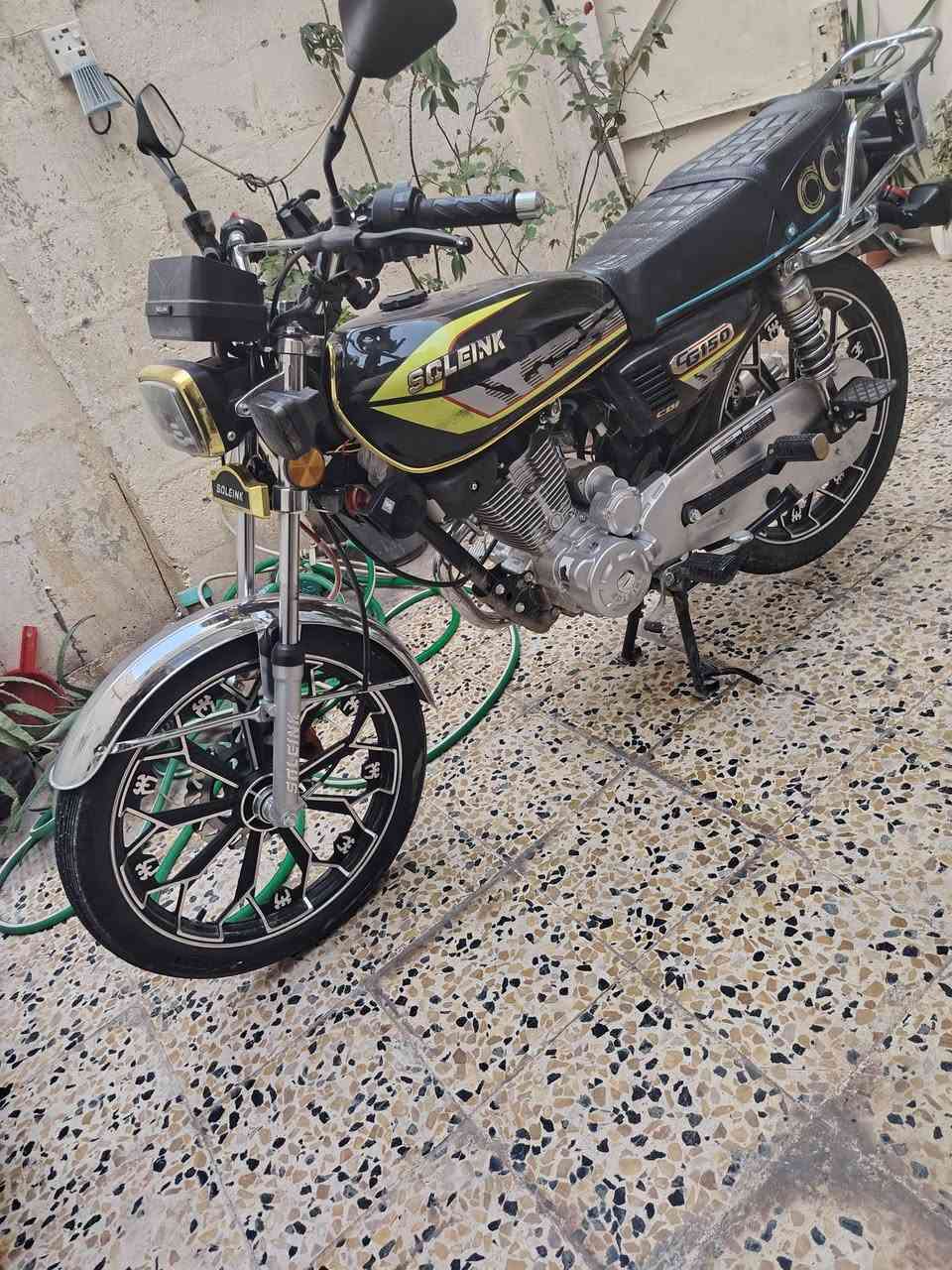 ماطور إيراني أوراقه كامله بس تراجع مرور طلع رقم للبيع مديل ٢٥ راسلني واتساب 0771440181


**إذا كنت صاحب هذا الإعلان وتريد حذفه لأي سبب، رجاءا أرسل رسالة إلى الدعم الفني**