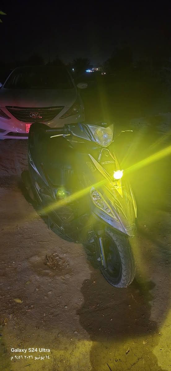 السلام عليكم دراجه سيام gt
محرك ما مفتوح ٤ولفات 
مكفوووله كفاله عامه من كلشي كهربائيات
عوزها رنكات تبديل فقط
مكفوووله كفاله عامه
***********
