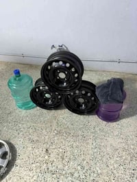 ويل جديد مع كبات اصليه تخم عدد ٤  السعر ١٠٠وبي مجال مكان بغداد  ٠٧٧١١٨...