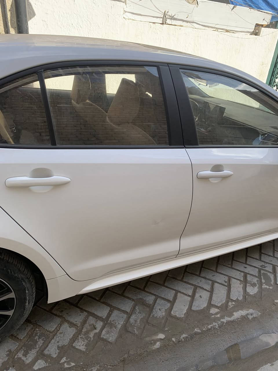 كورلا هايبرد مديل2025 شكل امريكي     ماشيه 14 الف    ***********.  ***********
