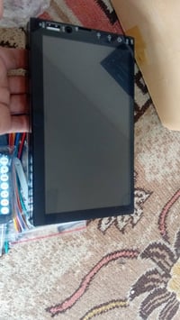 شاشة سيارة • إلكترونيات