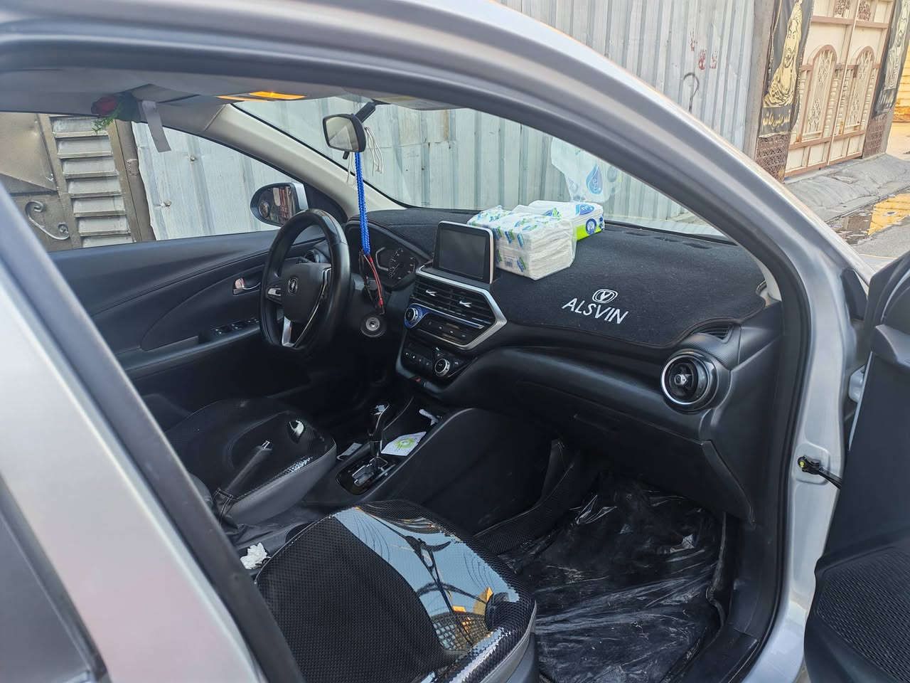 شانجان L7/24 داخله بل ضمان ماشيه 21 السعر 10،000$ إب اسمي رقم بغداد الاتصال علئ الرقم ***********
