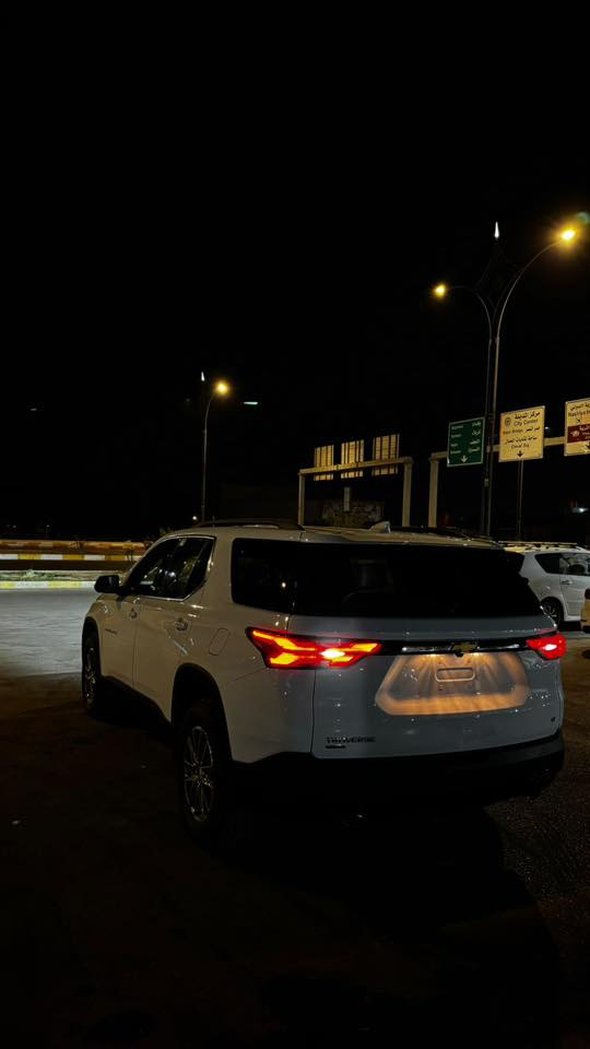 شوفرليت ترافرس  2024 LT
مرقم بغداد 
الضرر فقط تبديل باب العبري #الحادث_سرقة فقط 
#الجاملغ الأصلي مالتها داخل السيارة

ماشيه 8910 mi بدون ايرباك 
مواصفات 
محرك ..3.6 لتر،  6 أسطوانات، 
7راكب 
مواصفات معروفة ..
مقعد الصف الثالث
نظام تثبيت السرعة التكيفي
أبل كار بلاي
كاميرا محيطية 
مراقبة النقطة العمياء
بلوتوث
مقاعد مُدفأة
الدخول بدون مفتاح
باب خلفي كهربائي
مقاعد كهربائية
مساحات استشعار المطر
مكيف خلفي
بدء التشغيل عن بعد
جاهز للراديو عبر الأقمار الصناعية
حزمة السحب
ميزة نظام الصوت Bose Premium المكون من 12 مكبر صوت
نظام ملاحه 
نقطة اتصال واي فاي وهواي مواصفات 

*السعر مناسب جدا اتصل على الرقم*
 سياره جاهزه من كل نواحي مكان سياره الناصرية 
رقم هاتف ***********
