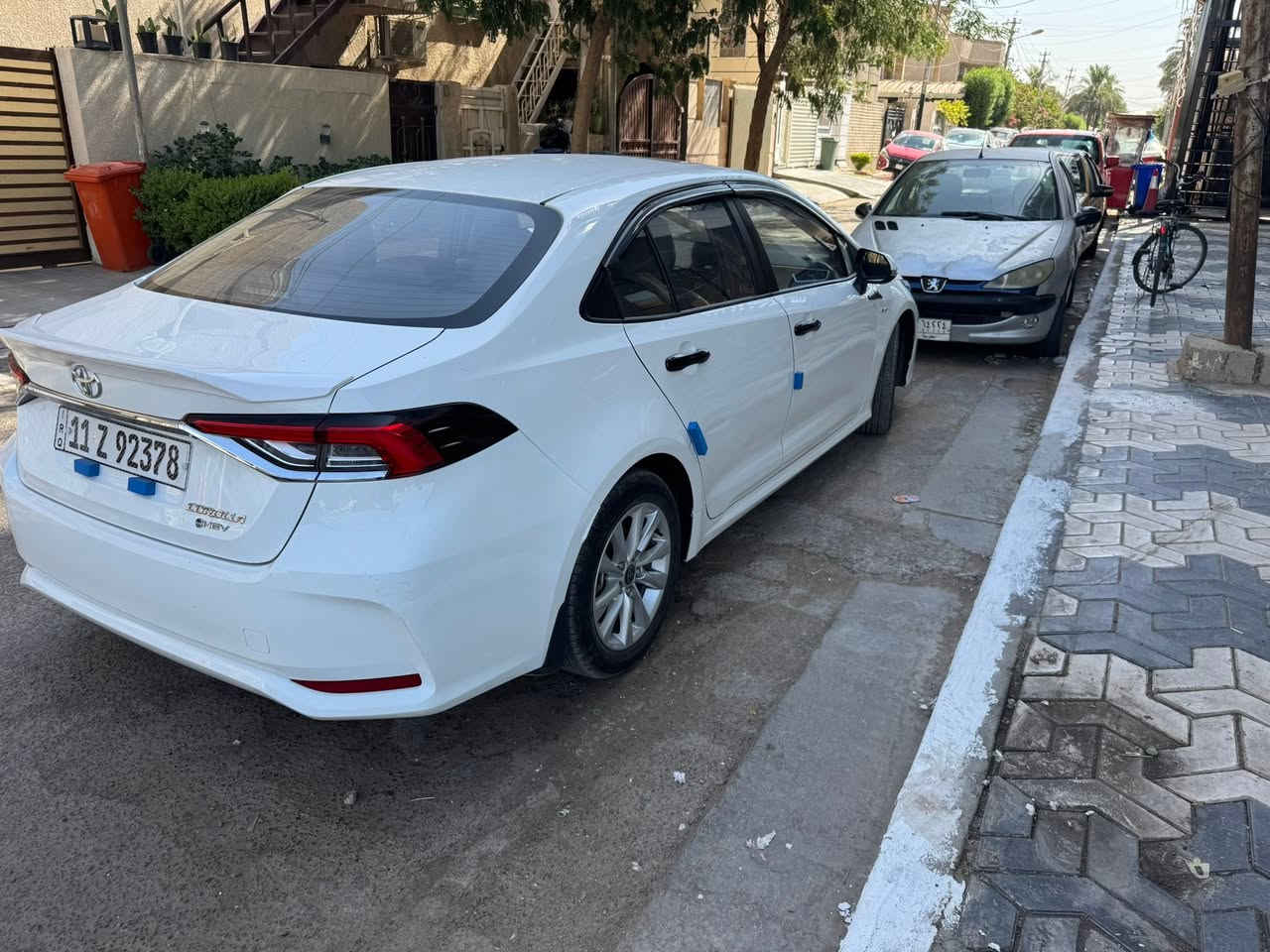 كورلا ٢٠٢٥ شكل الخليجي فول مواصفات رقم بغداد
بيها تبديل بنيد نفس اللون بلادي باقي السياره كفاله السعر ١٤٤ بي مجال بسيط للاتصال ***********

