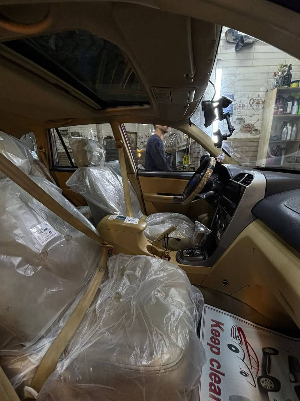 السلام عليكم
شيري تيكو 2013
رقم بغداد الجديد تحويل ثاني يوم
السياره نضيفه بس بيها بعض الملاحضات البسيطه
مكينه كير مكفولات عدا تبخير بسيط بدون تنقيص
تبريد ثلج
سياره ترايها وين متريد
مواصفاتها معروفه
السعر ٥٢
للاستفسار 
***********
مكان بغداد شعب
