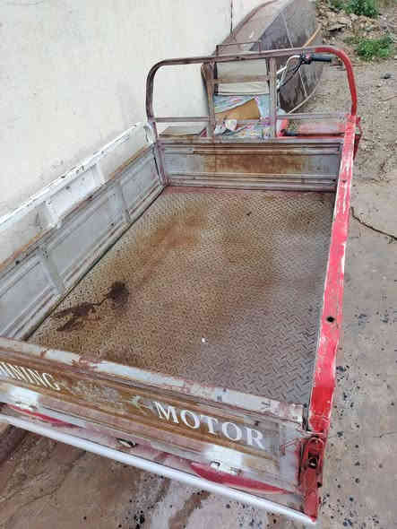 السلام عليكم ستوته للبيع موديل 21 ورقبه وشاسه بالشرط والسعر مليون و300 وبيها مكان ديالى جلولاء  ***********
