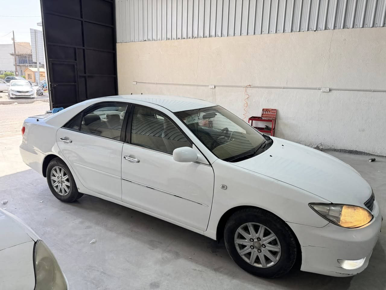 السلام عليكم للبيع او مراوس حسب القناعه كامري 2006 بلاديه بيه رشات تجميليه مكينه 2400 جاهزه من كلشي شغل واطلع وين ميعجبك رقم بصره راعيه غير متوفر يعني بره العراق ابيع هل بدون تحويل موجود سنويه ولوحات بلاديه وعندي مستمسكات راعيه سعره 62 ورقه بيه مجال للجيه 
مكاني بصره


**إذا كنت صاحب هذا الإعلان وتريد حذفه لأي سبب، رجاءا أرسل رسالة إلى الدعم الفني**