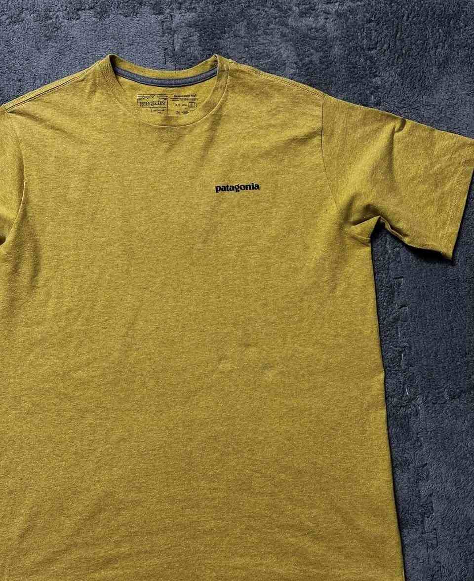 سڵاو و ڕێز
تیشێرت
بڕاندی پەتەگۆنیا
Patagaonia 🇺🇸 
مۆدێلی  Resposibili-tee

ئۆرجیناڵ %100 خاوێن 

سایزی M 
بۆ کێشی 75-85 کیلۆ گونجاوە

نرخی 25 هەزار 
گەیاندن بۆ سەرجەم شارەکان بەردەستە
کەناڵی تیلیگرام 
https://t.me/davarsstore


**إذا كنت صاحب هذا الإعلان وتريد حذفه لأي سبب، رجاءا أرسل رسالة إلى الدعم الفني**