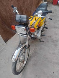 دراجه ايراني نامه أصل أوراق وكيل سيد خلدون  دراجه حلوه ونضيفه مكينه  م...